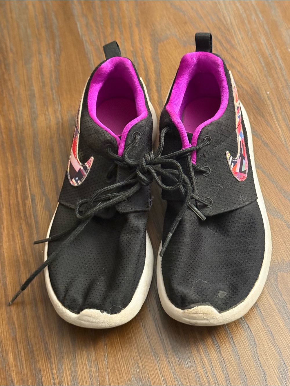 Nike Roshe One Print GS black purple size 3
